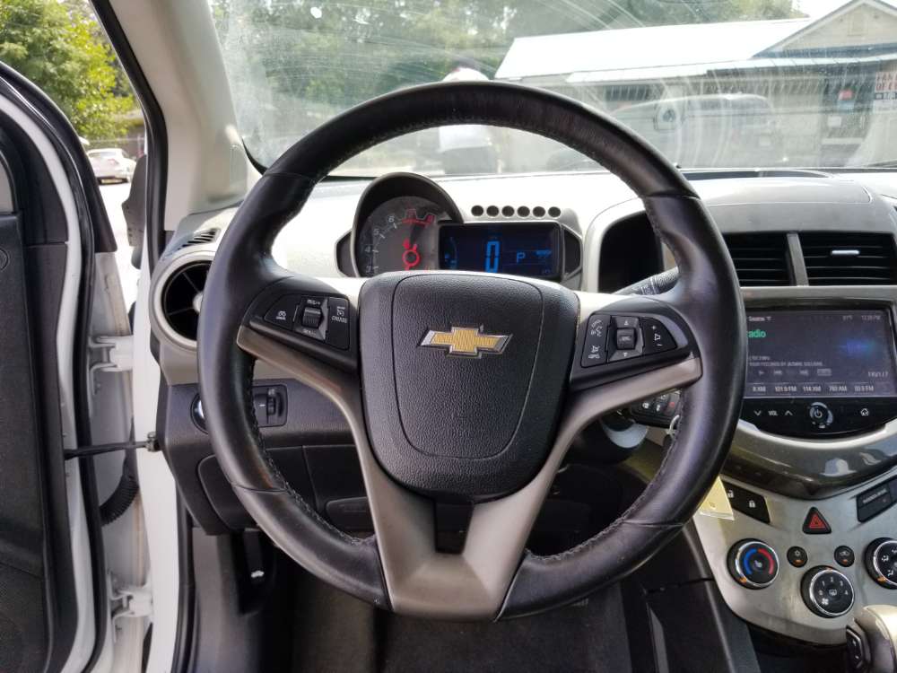 Chevrolet Sonic 2016 White