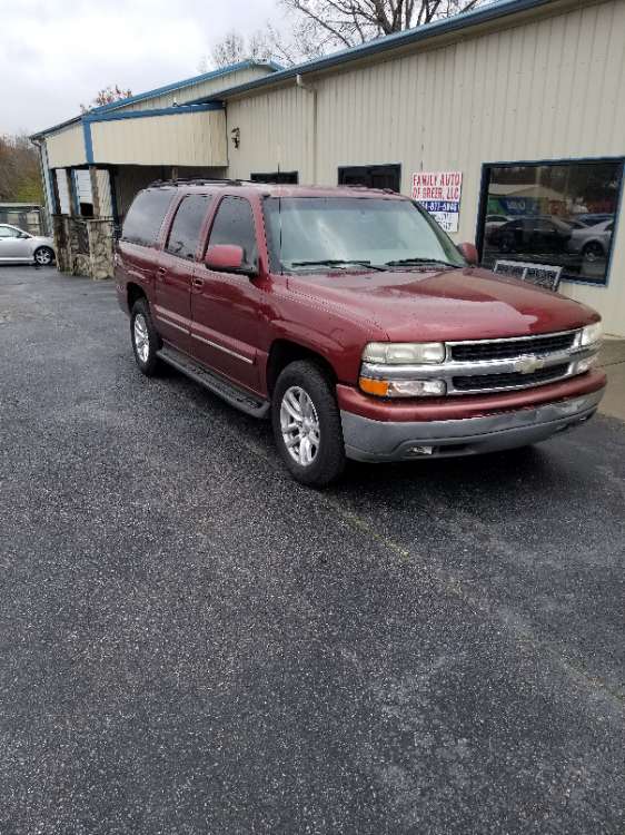 Chevrolet Suburban 2003 Red