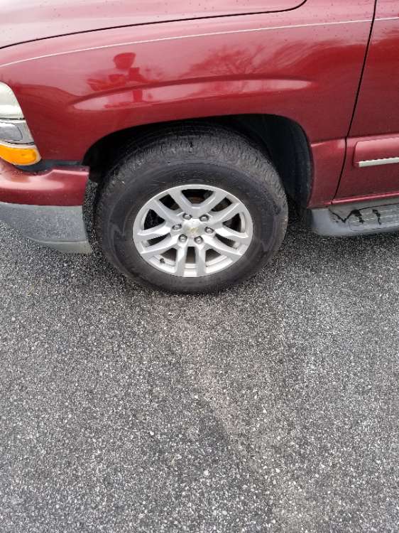 Chevrolet Suburban 2003 Red