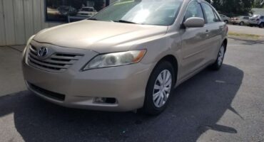 Toyota Camry 2009 Gold