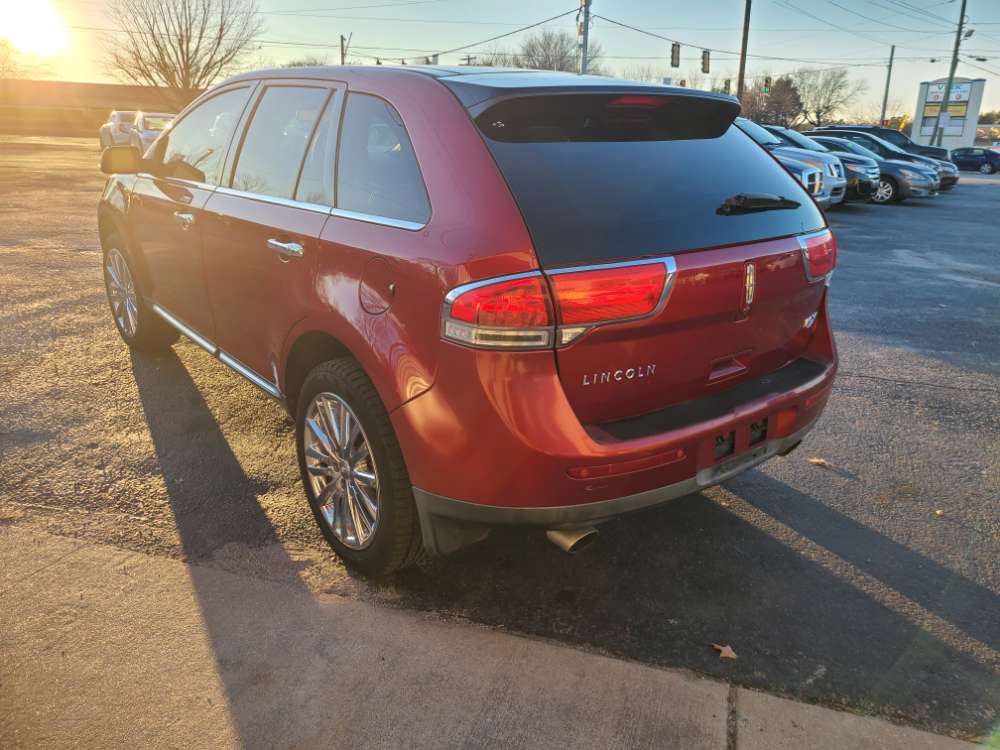 Lincoln MKX 2013 Red