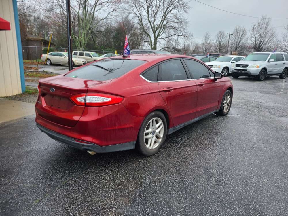 Ford Fusion 2014 Red