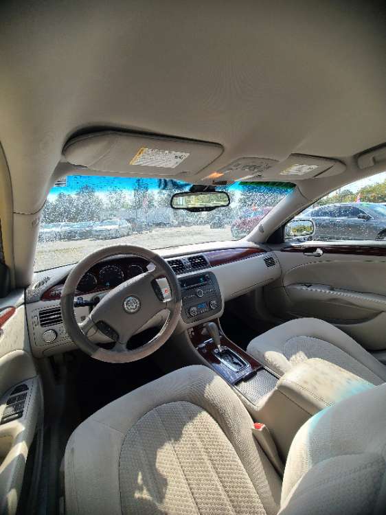 Buick Lucerne 2008 White