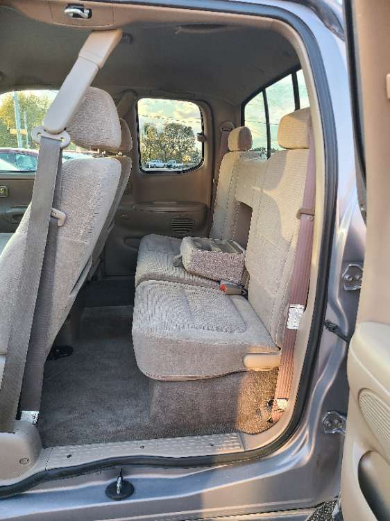 Toyota Tundra 2000 Gray