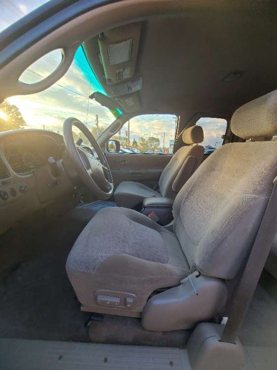 Toyota Tundra 2000 Gray