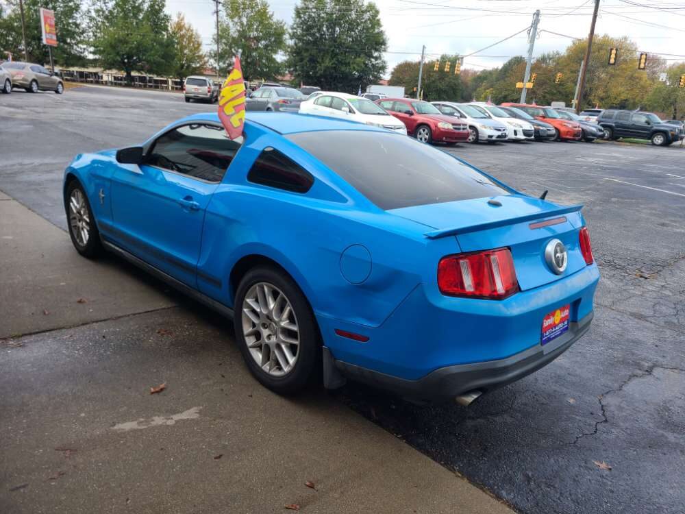 Ford Mustang 2012 Blue