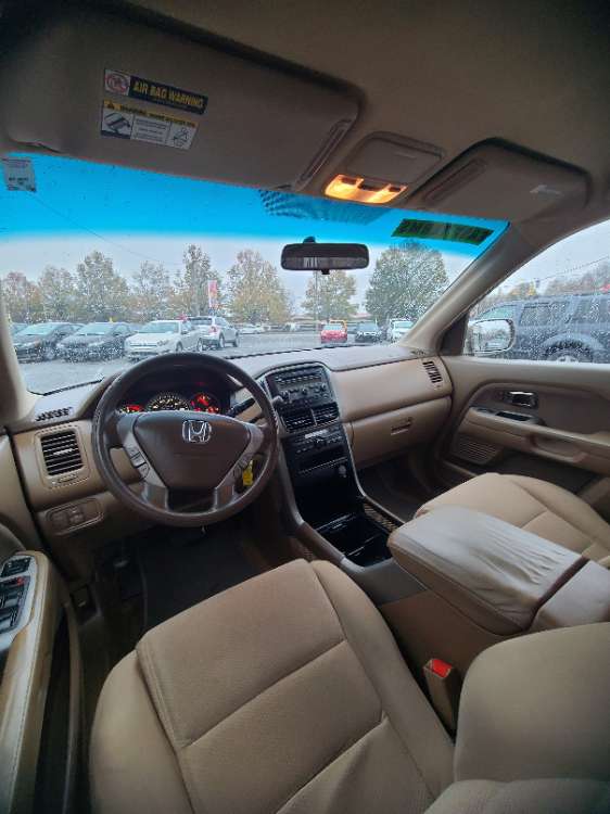 Honda Pilot 2006 Gold