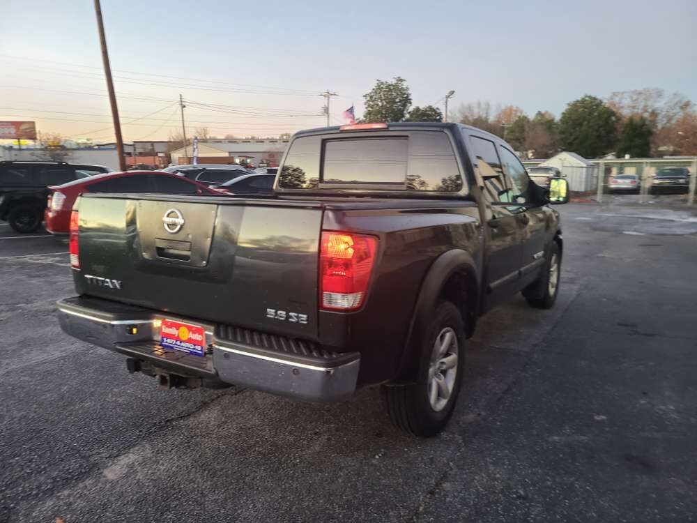 Nissan Titan 2008 Gray