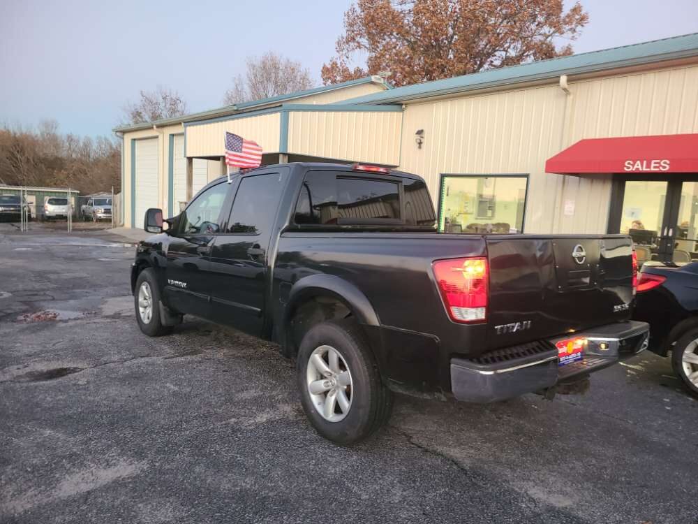 Nissan Titan 2008 Gray