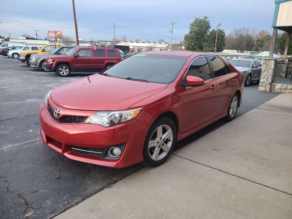 Toyota Carry 2012 Red