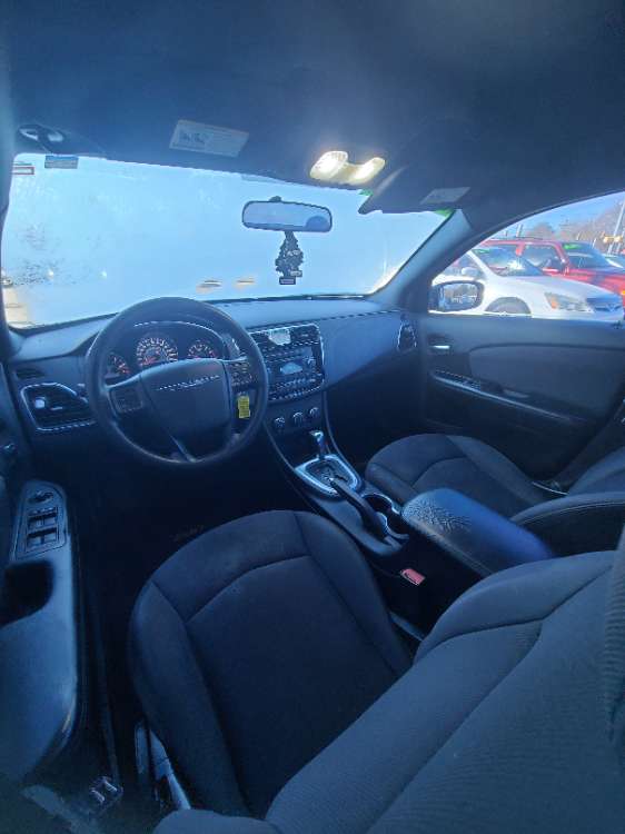 Chrysler 200 2013 Black