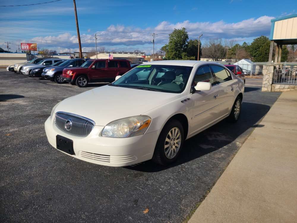Buick Lucerne 2006 White