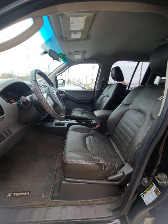 Nissan Xterra 2010 Black