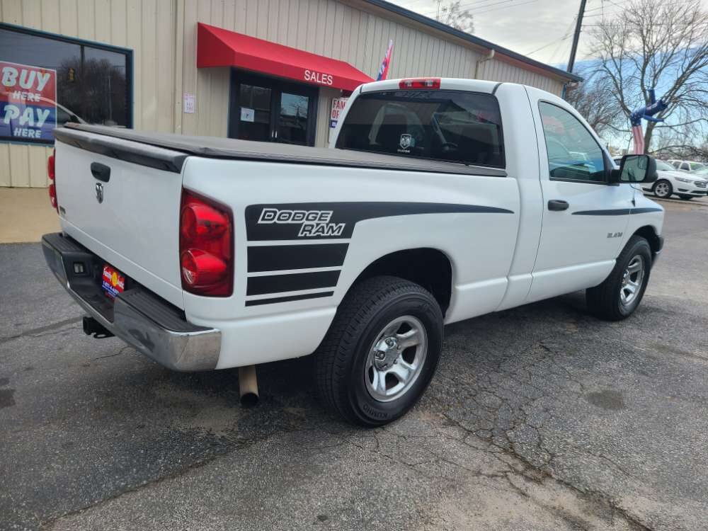 Dodge Ram 1500 2008 White