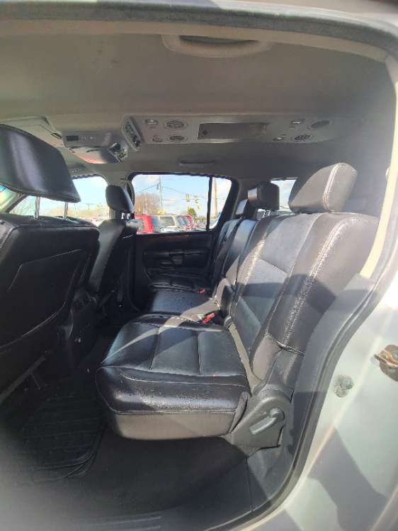 Nissan Armada 2009 Silver