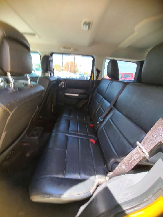 Dodge Nitro 2011 Yellow