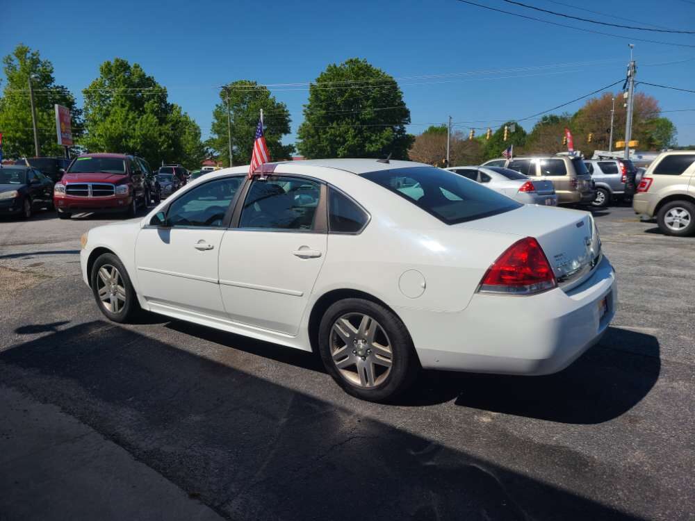 Chevrolet Impala 2010 White
