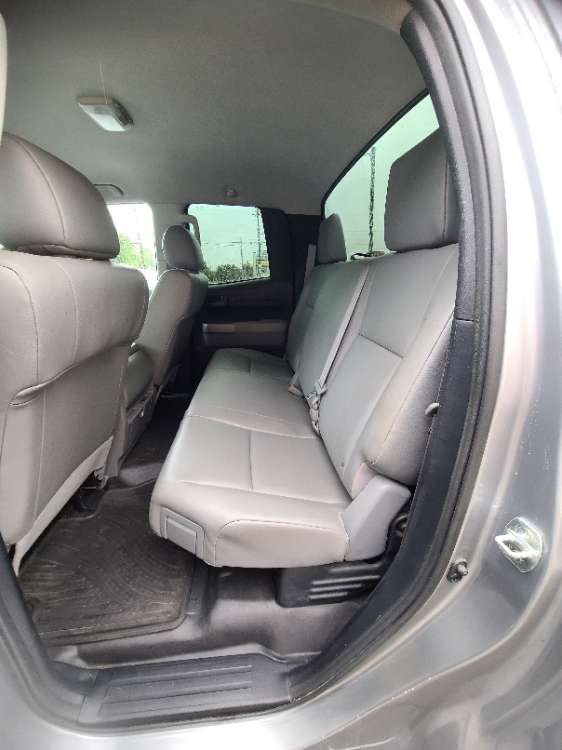 Toyota Tundra 2013 Silver