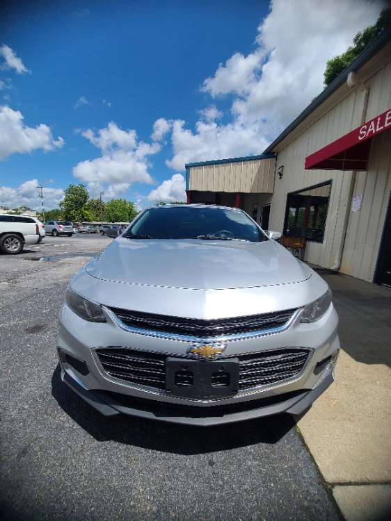 Chevy Malibu 2018 Silver