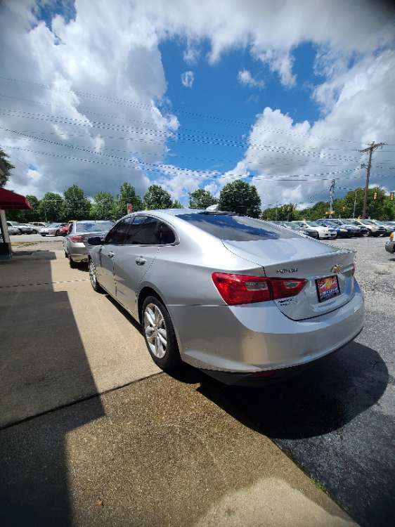 Chevy Malibu 2018 Silver