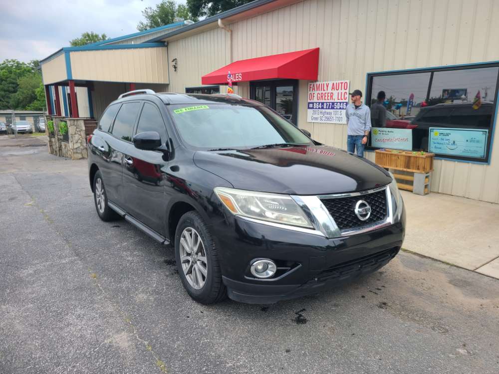 Nissan Pathfinder 2015 Black