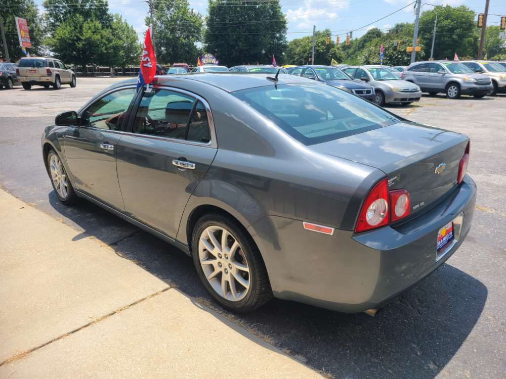 Chevrolet Malibu 2009 Gray