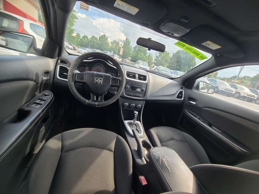 Dodge Avenger 2012 White