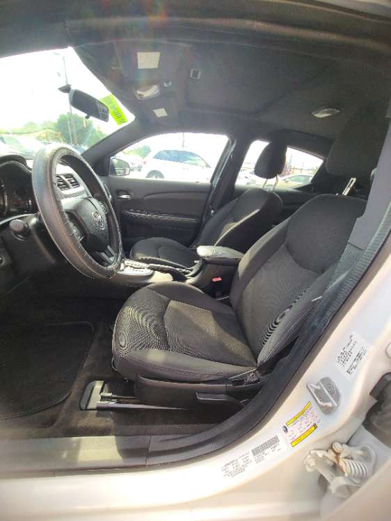 Dodge Avenger 2012 White