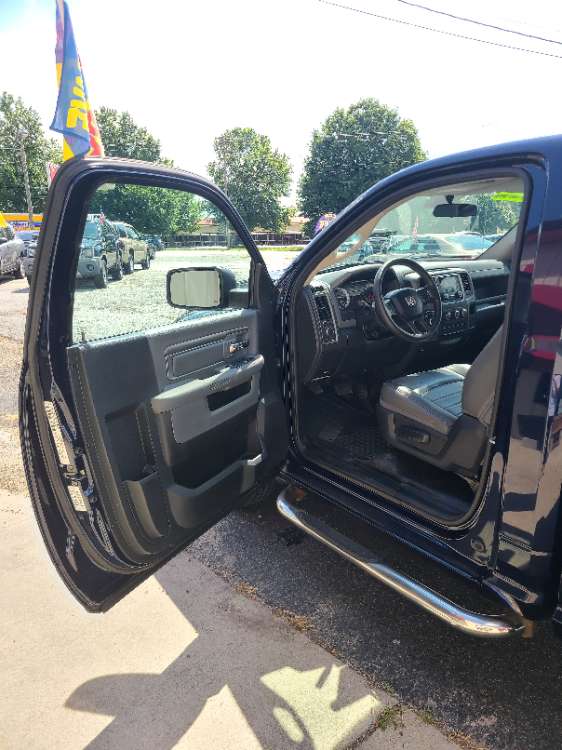RAM 1500 2013 Blue