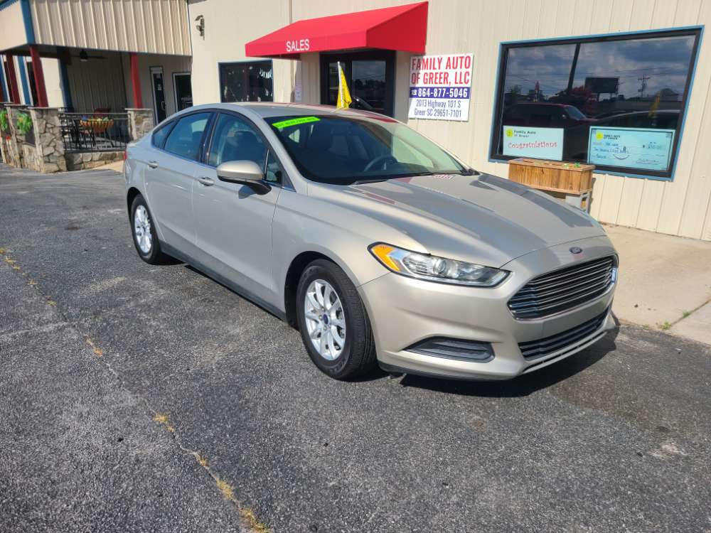 Ford Fusion 2015 Gold