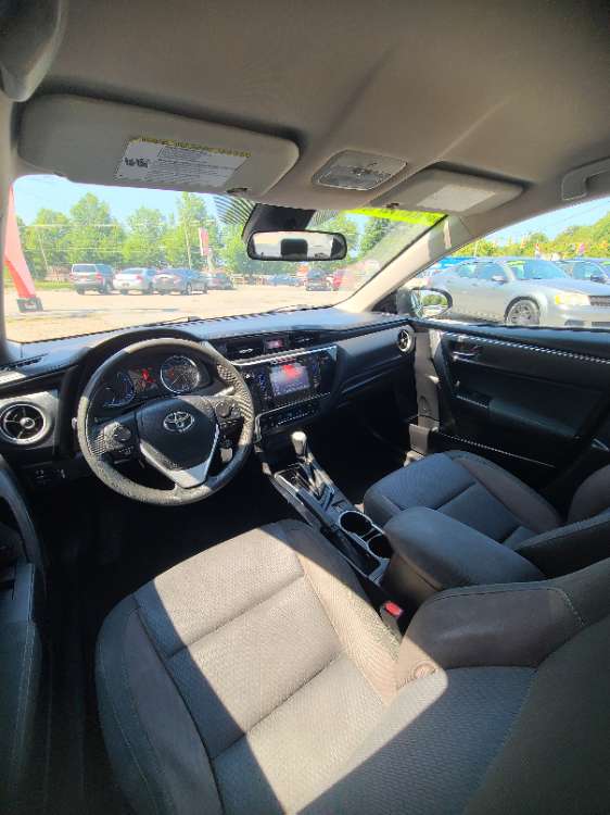 Toyota Corolla 2017 White