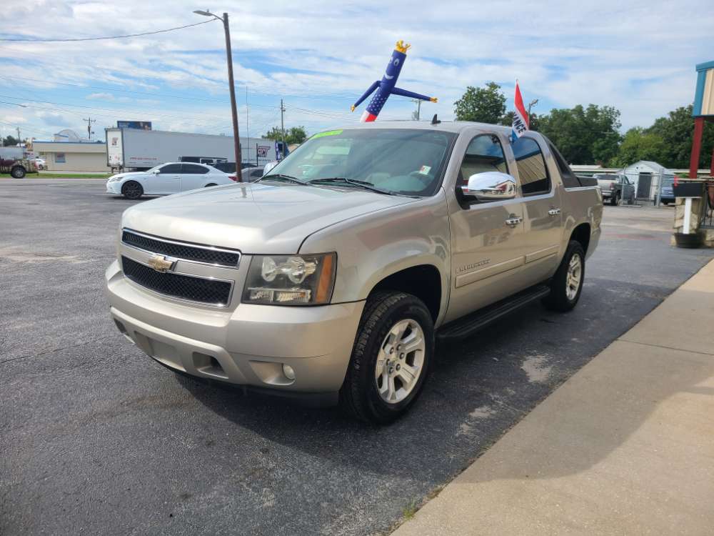 Chevrolet Avalanche 2008 Gold