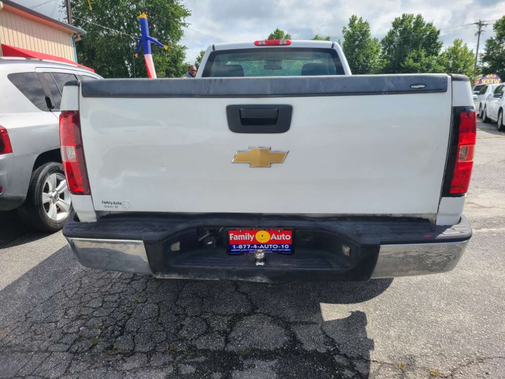 Chevy Silverado 2011 White