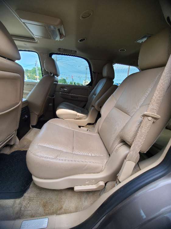 Cadillac Escalade 2012 Gold