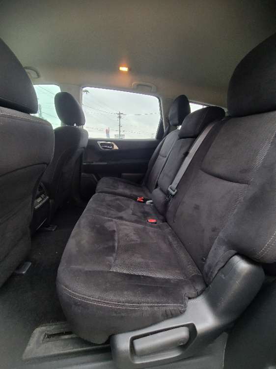 Nissan Pathfinder 2015 Silver