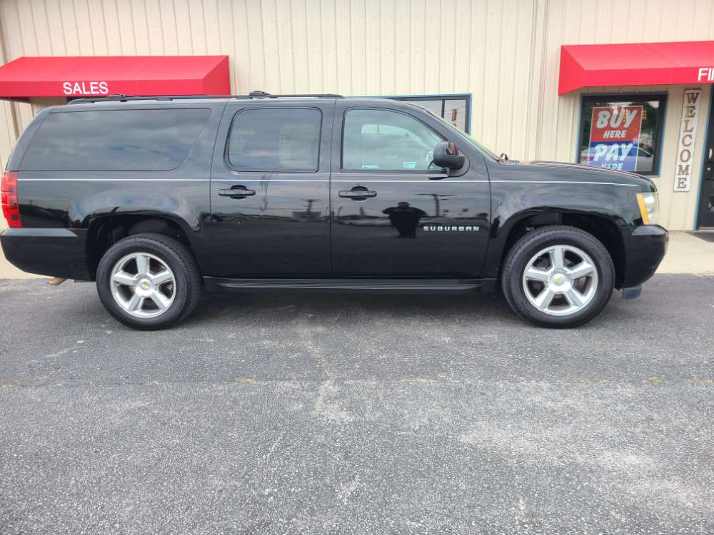 Chevy Suburban 2011 Black