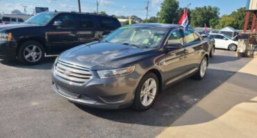 Ford Taurus 2017 Gray