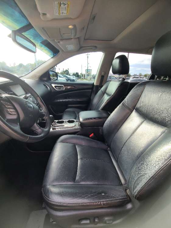 Nissan Pathfinder 2013 Gray