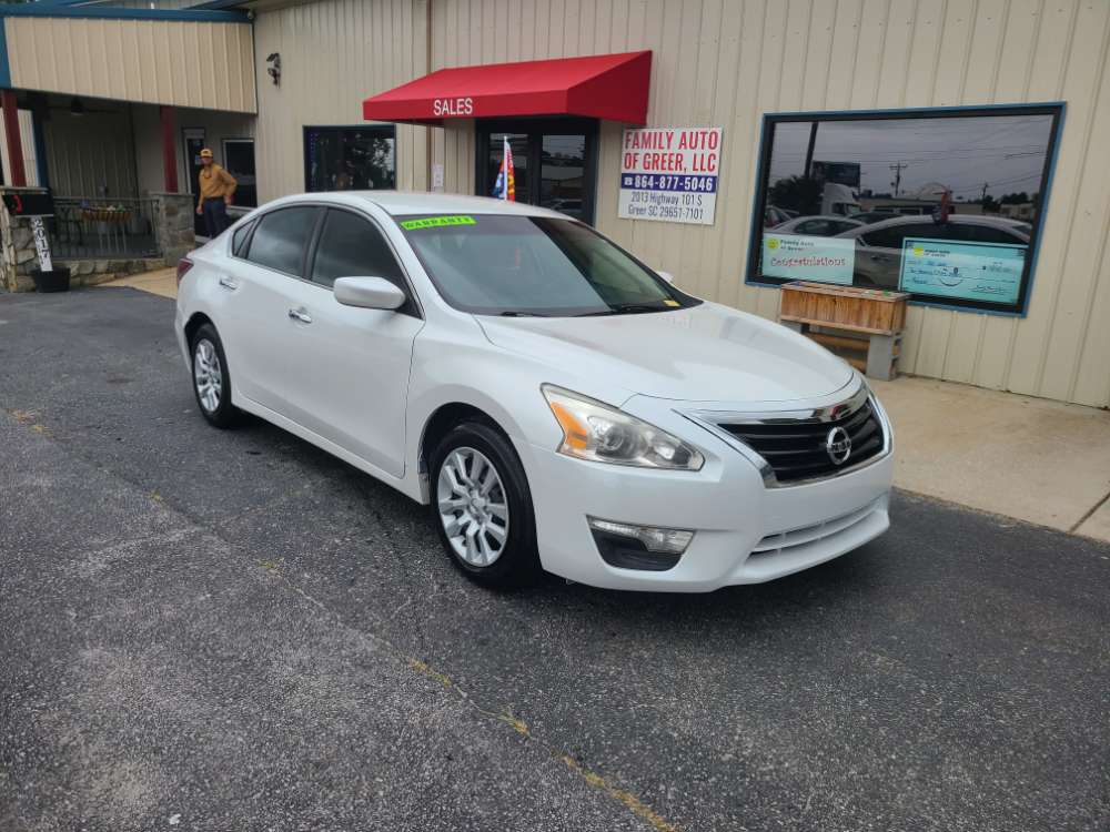 Nissan Altima 2015 White