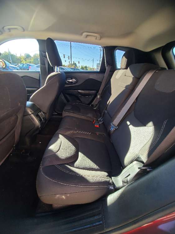 Jeep Cherokee 2016 Red