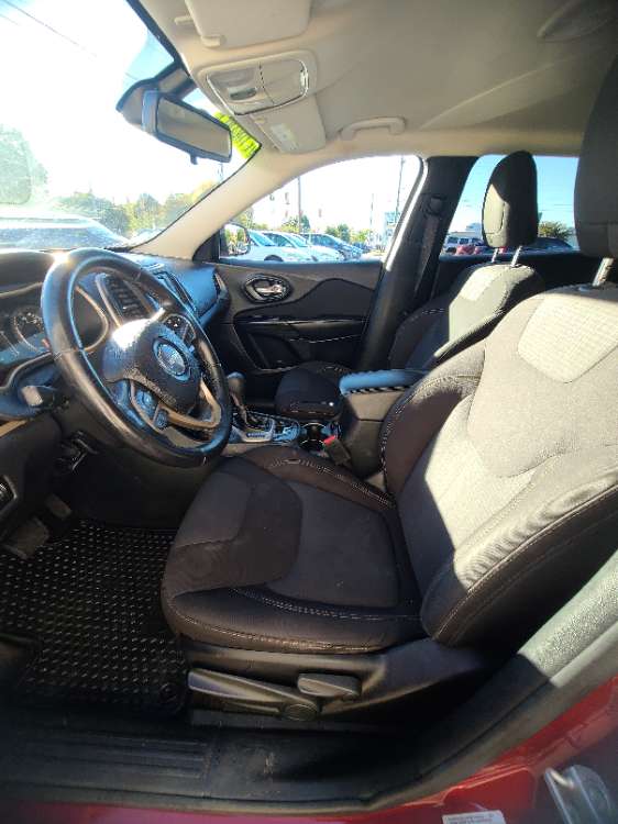 Jeep Cherokee 2016 Red