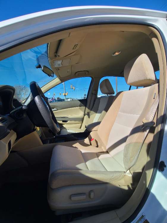 Honda Accord 2008 White