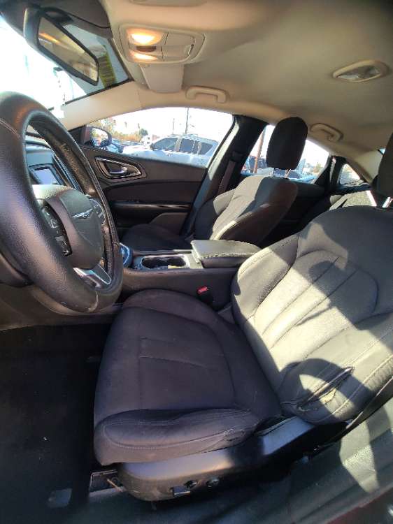 Chrysler 200 2015 Red