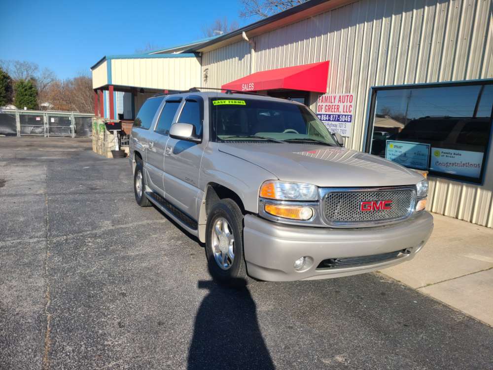 Gmc Yukon 2004 Gold