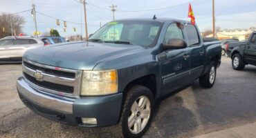 Chevrolet Silverado 2008 Blue