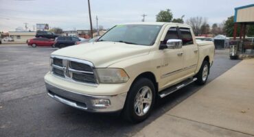 Dodge Ram 1500 2010 White