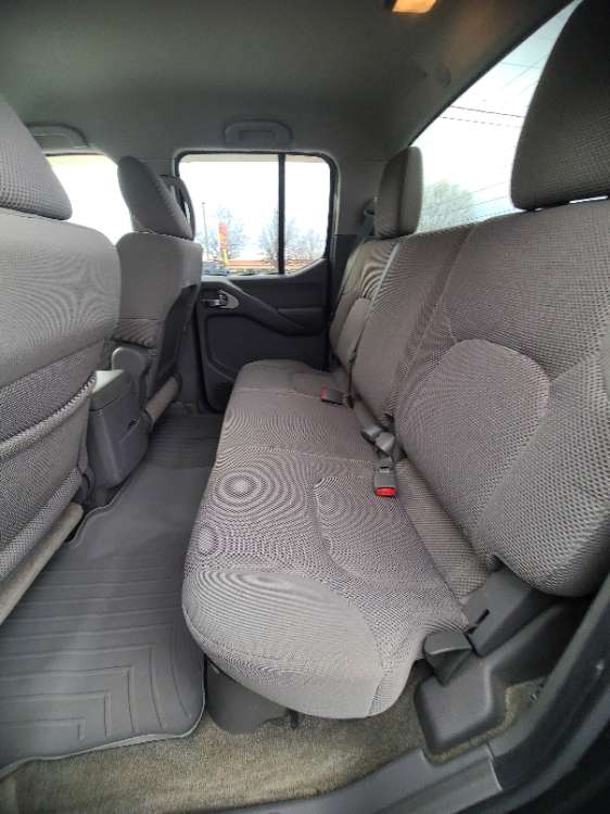 Nissan Frontier 2013 Black