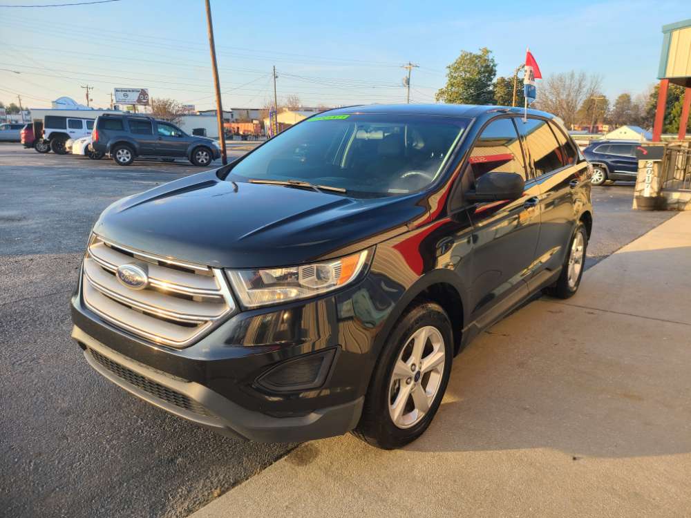 2015 Ford Edge SE's photo