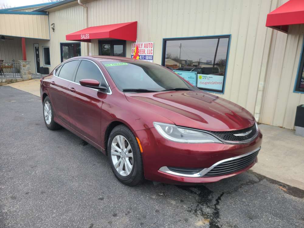 Chrysler 200 2015 Red