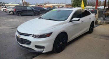 Chevrolet Malibu 2016 White